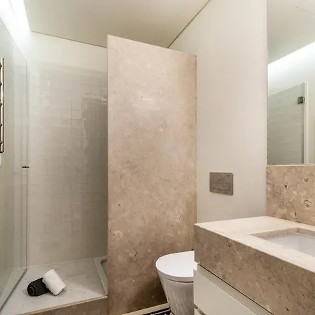 Apartment Beautiful Close To Praca Do Comercio By Lovelystay Lissabon